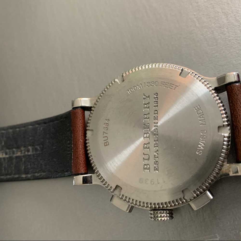 Burberry Endurance Men's Watch Model BU7684  Brown - Picture 8 of 9